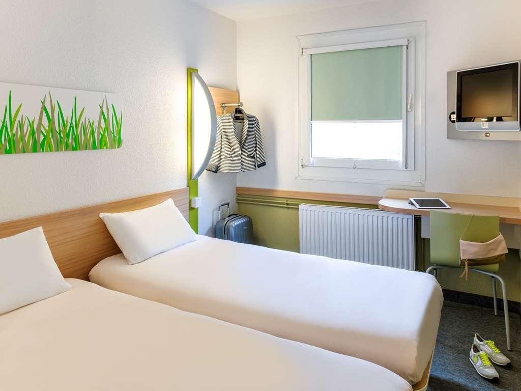Ibis Budget Avignon Nord Льо Понте Стая снимка